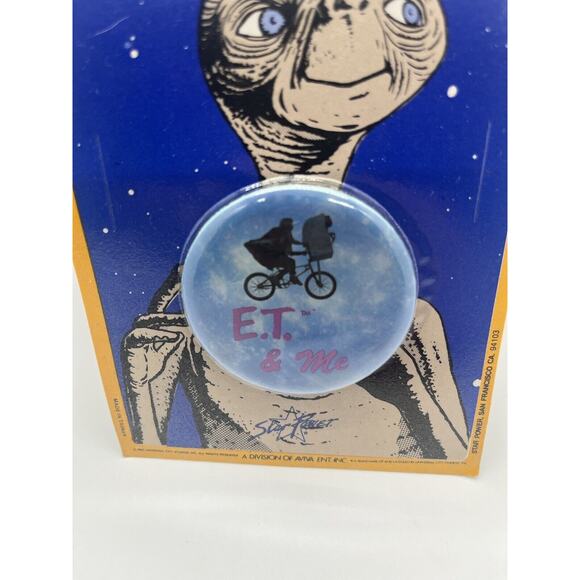 E.T. Photo Button 1982 Movie Universal Studios Pinback Button Star Power NEW - Picture 3 of 6